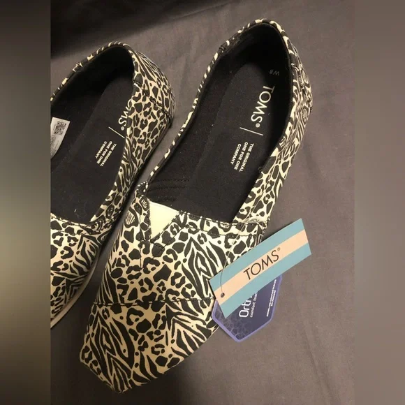 TOM’S ALPARGATA WOMEN’S LOAFERS - Picture 3 of 14